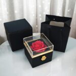 Pudełeczko Walentynkowe Rose Treasure Box na biżuterię mydlana Wieczna Róża Obrotowe PDOZ26CZ - obrazek 2