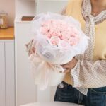 Flower box, bukiet zapachowych kwiatów mydlanych w pudełku, LED 18szt. BUK32 - obrazek 2