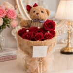 Flower box, bukiet zapachowych kwiatów mydlanych z MISIEM 8szt. BUK31CZE - obrazek 2