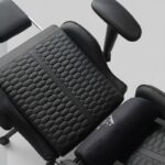 Fotel gamingowy obrotowy EvoChair z masażerem i regulowanymi podłokietnikami KO45CZ - obrazek 5